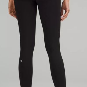 Lululemon Wunder Train Size 8  25" Logo on left calf. Worn once.